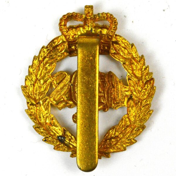 2nd Dragoon Guards (Queen's Bays) Cap Badge, Queen's Crown Restrike - Image 2