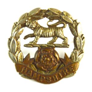 Hampshire Regiment Cap Badge (1898-1947 Pattern) - Original