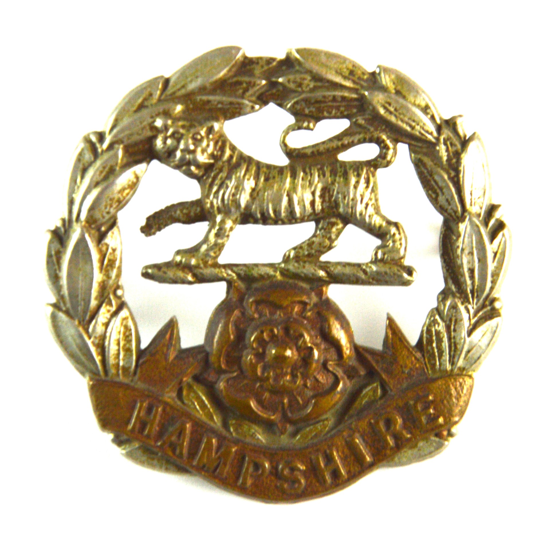 Hampshire Regiment Cap Badge (1898-1947 Pattern) - Original