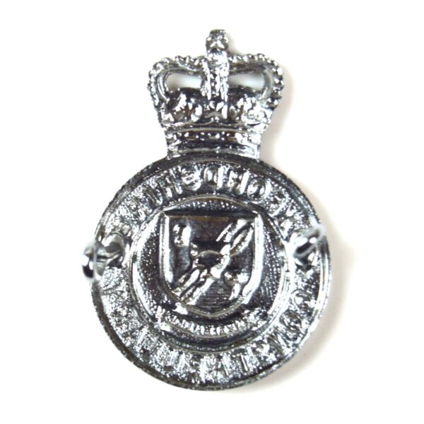 Oxfordshire Constabulary Chrome Cap Badge, Queen's Crown - Image 2