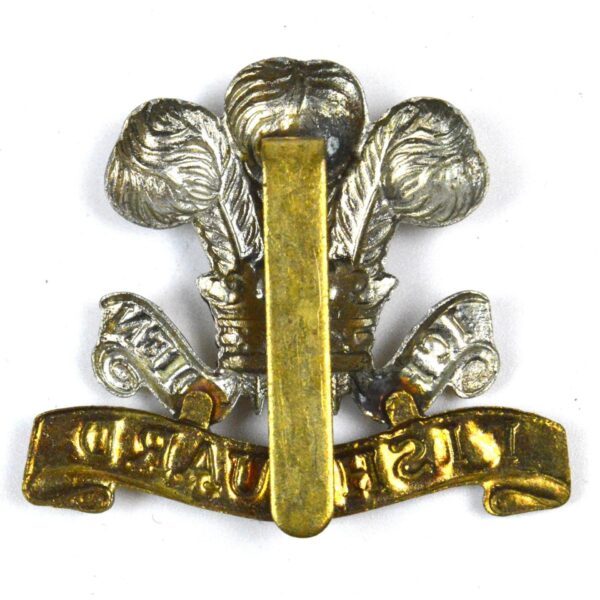 Pembrokeshire Yeomanry Cap Badge, Bimetal Restrike - Image 2