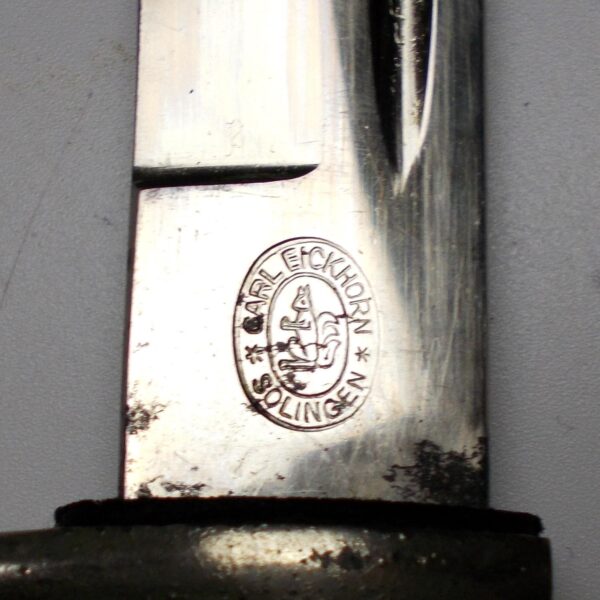 German Third Reich Short Dress Bayonet in Scabbard by Carl Eickhorn, Solingen - Image 2
