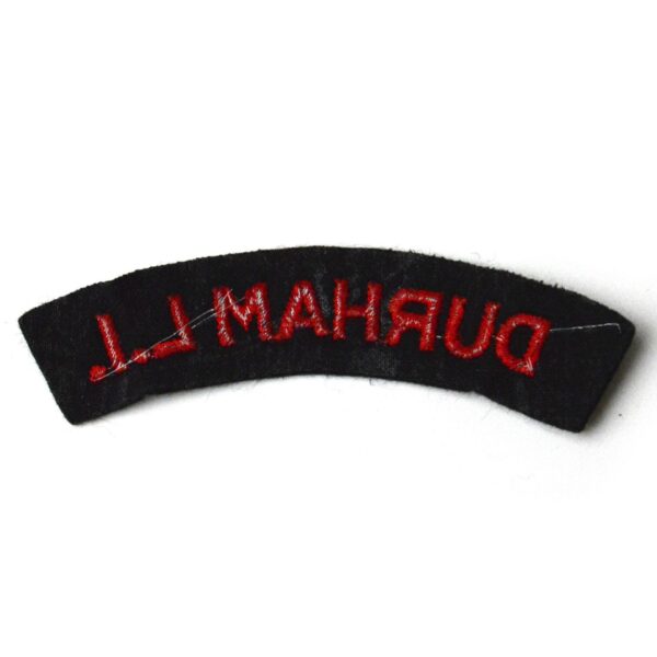 Durham Light Infantry Embroided Cloth Shoulder Title - Image 2