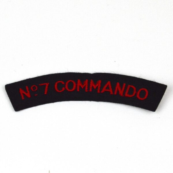 No.7 Commando Cloth Shoulder Title, Red on Navy Blue