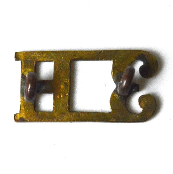 3H - 3rd Hussars Brass Shoulder Title (Original) - Image 2