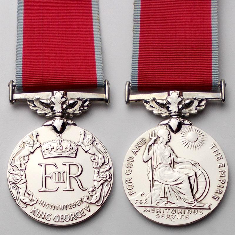 BRITISH EMPIRE MEDAL (BEM) ERII Civil - Jeremy Tenniswood Militaria