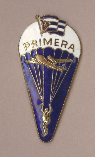 CUBAN 1ST CLASS PARACHUTE QUALIFICATION BADGE