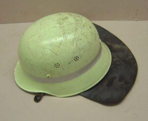 FUERPOLIZEI HELMET refinished white