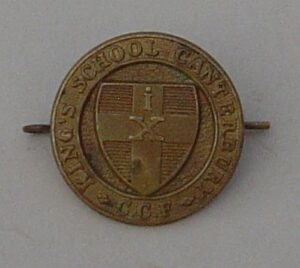 KINGS SCHOOL CANTERBURY C.C.F. g/m cap badge