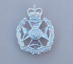 EDS RIFLES QC a/a cap badge