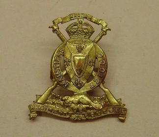 REGIMENT DE QUEBEC gm or's cap badge
