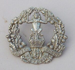QUEEN VICTORIA SCHOOL DUNBLANE KCw/m glengarry bg