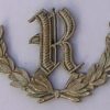 R' in WREATH, OLD ENGLISH gilding metal 'Range Fi