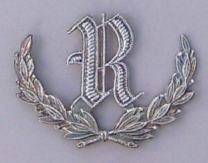 R' in WREATH, OLD ENGLISH Silver Plate Range Find