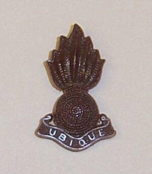 ROYAL ARTILLERY 'PLASTIC' COLLAR DOG