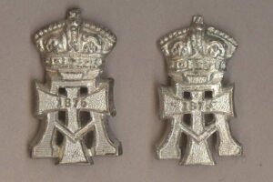 GREEN HOWARDS' silver plate pair Officer's Quality collar Dogs