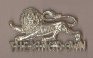 KINGS OWN or's silver plate r/s cap badge