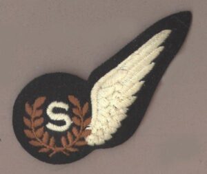 RELESS OPERATOR HALF WING machine embroidered