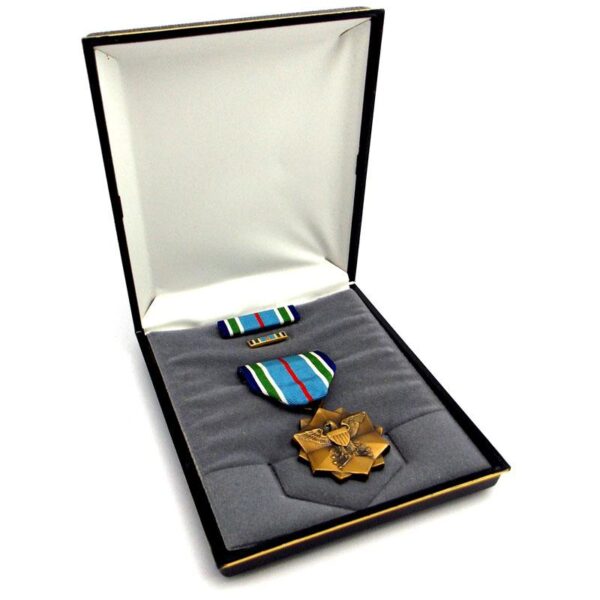 JOINT SERVICE ACHIEVEMENT MEDAL USA complete in case, full size medal - Image 3
