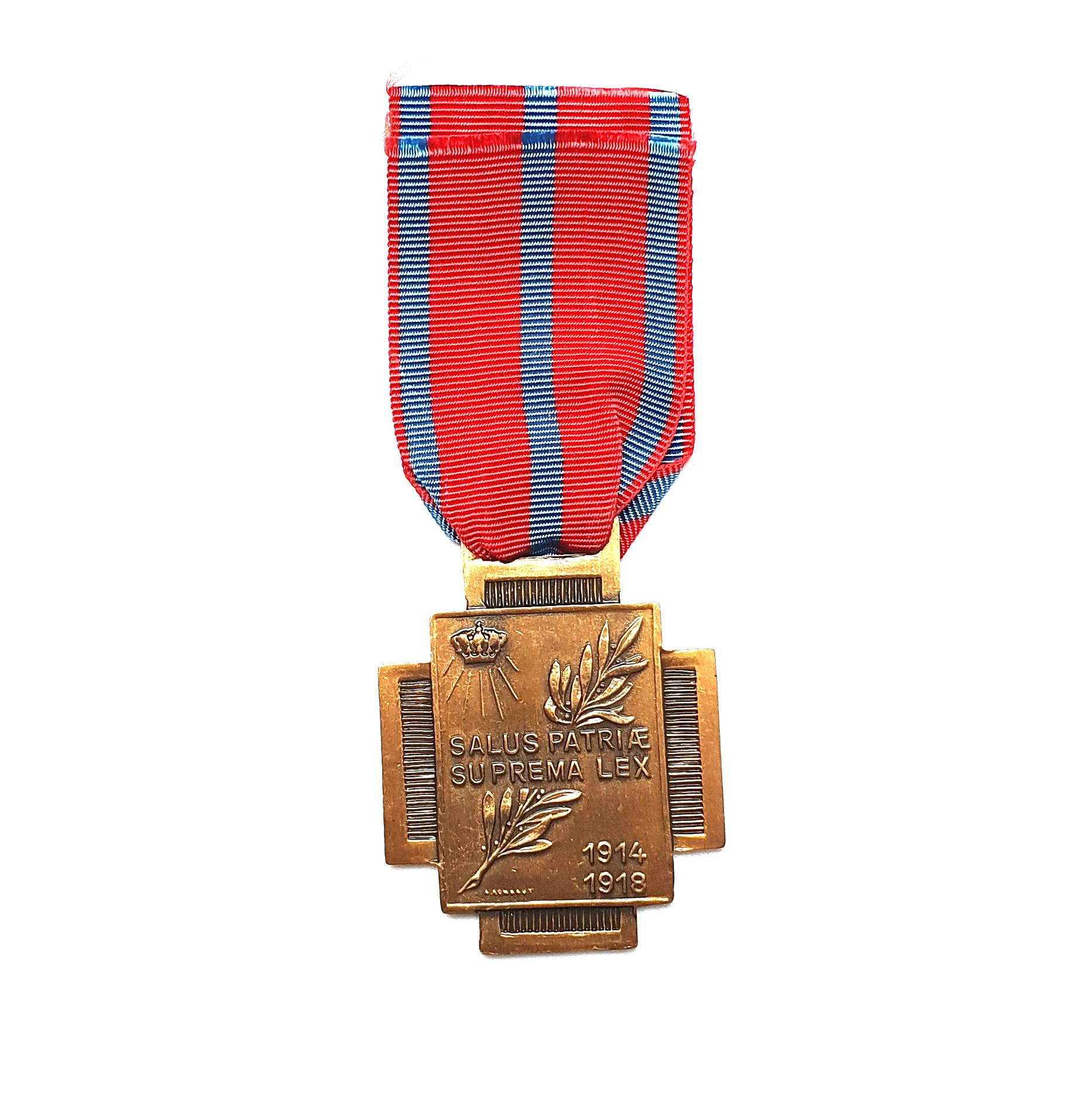 Belgian Croix de Feu Medal 1914-18 - Image 2