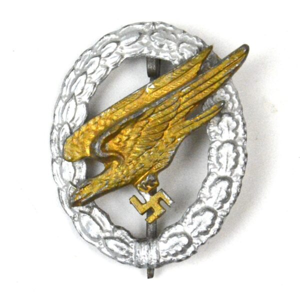 Reproduction German Third Reich Parachutist Badge