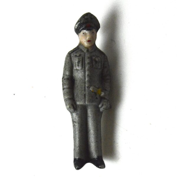 German Third Reich Porcelain Leutnant des Heeres Pin Badge
