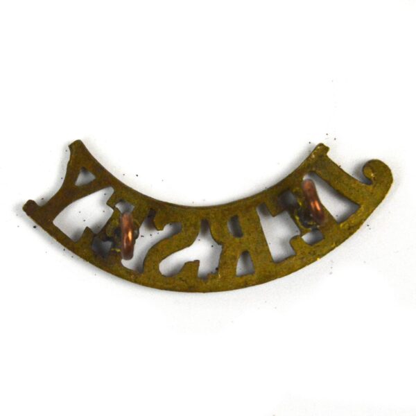 Royal Jersey Light Infantry Curved Brass Shoulder Title - Image 2