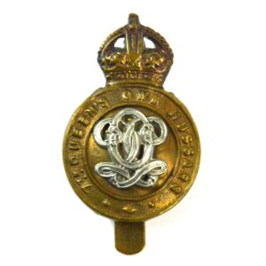 7th Queen's Own Hussars Bimetal Cap Badge, King's Crown, Original Repaired