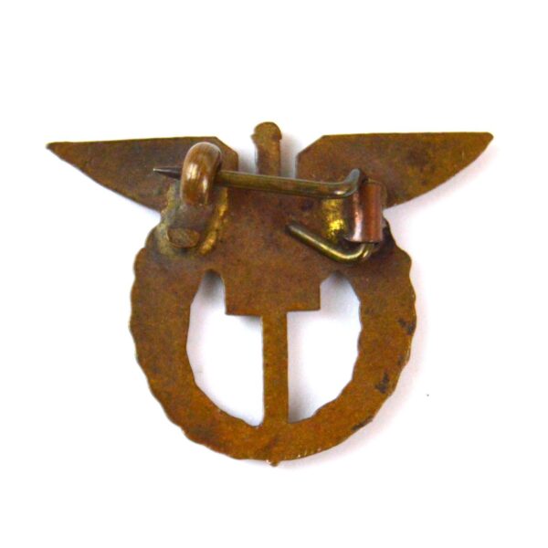 Czechoslovakian WWII Miniature Pilot's Badge - Image 2