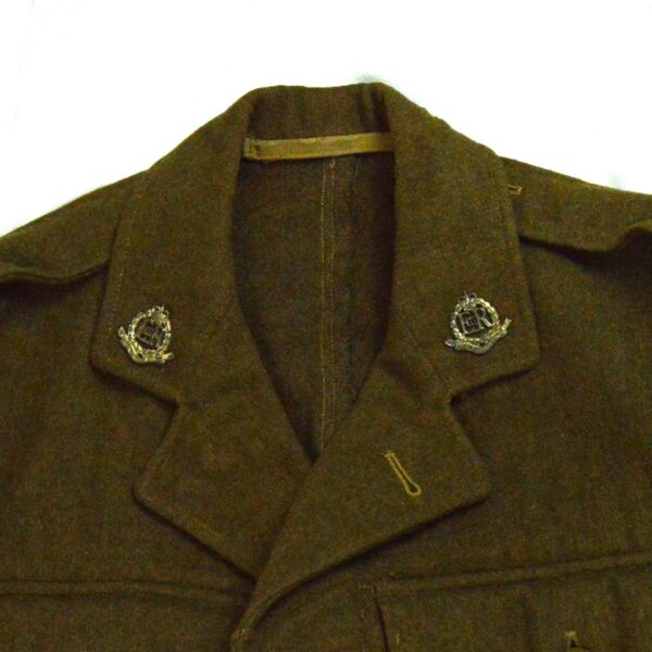 1949 Pattern Royal Military Police 2nd Lt. Battledress Blouse, Size 8 - Image 2
