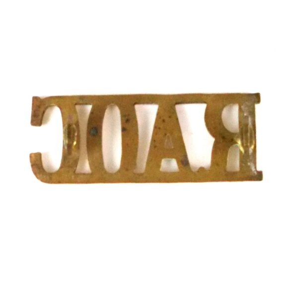 Royal Army Ordnance Corps (RAOC) Brass Shoulder Title - Image 2
