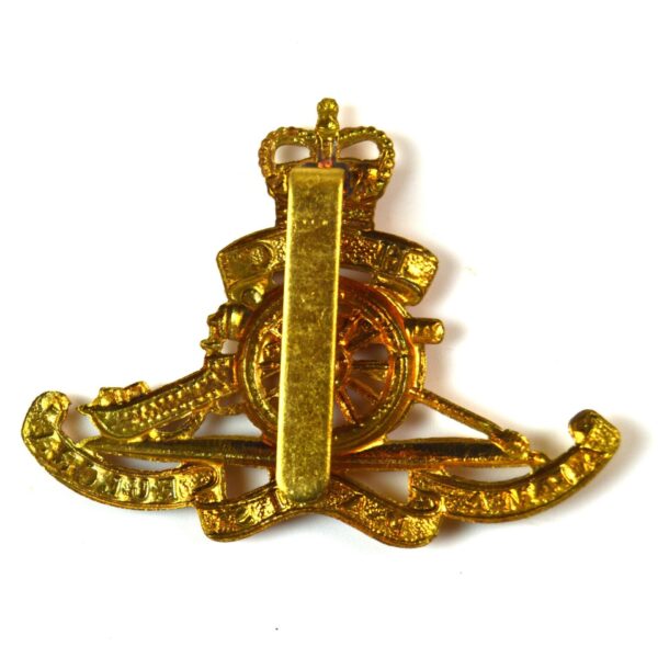 Honourable Artillery Company (HAC) Artillery Queen's Crown (Non-Moving Wheel Type) Cap Badge - Image 2