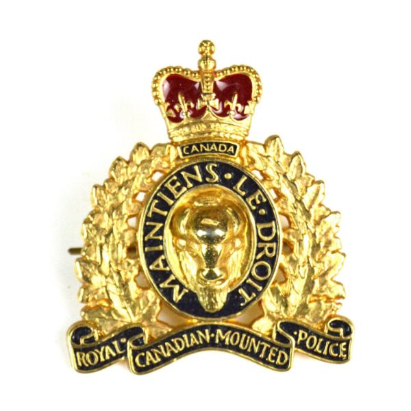 Royal Canadian Mounted Police Queen's Crown Cap Badge, Original