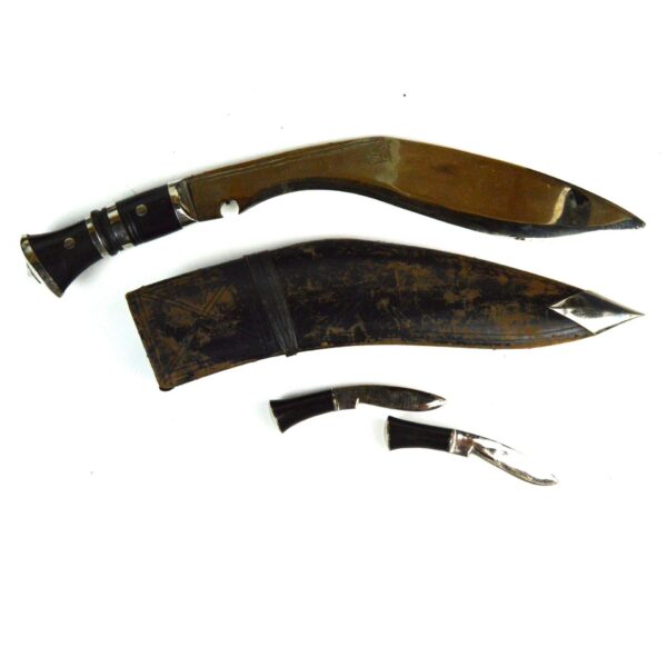Kukri Knife Complete with Scabbard and Knives