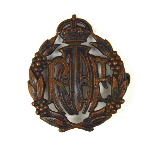 Royal Australian Air Force King's Crown Cap Badge, Original