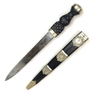 Original Mk. 3 Pipers Dirk, ERII, 1st Highland Light Infantry