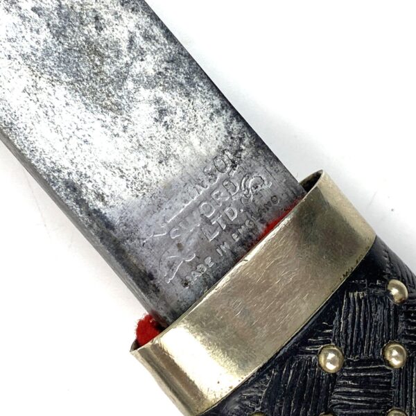 Original Mk. 3 Pipers Dirk, ERII, 1st Highland Light Infantry - Image 3
