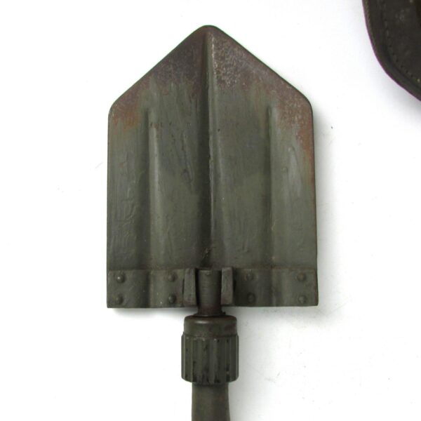 Dutch Folding Entrenching Tool in Carrier - Image 4