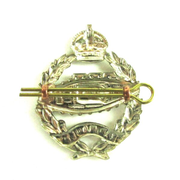Royal Tank Regiment (1924-1952 Pattern) King's Crown Cap Badge, White Metal - Image 2