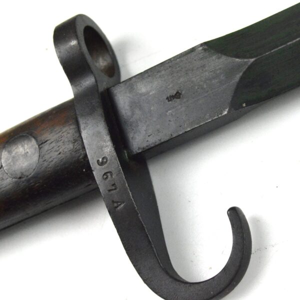 Dutch M1895 Mannlicher Carbine Bayonet in Scabbard - Image 4