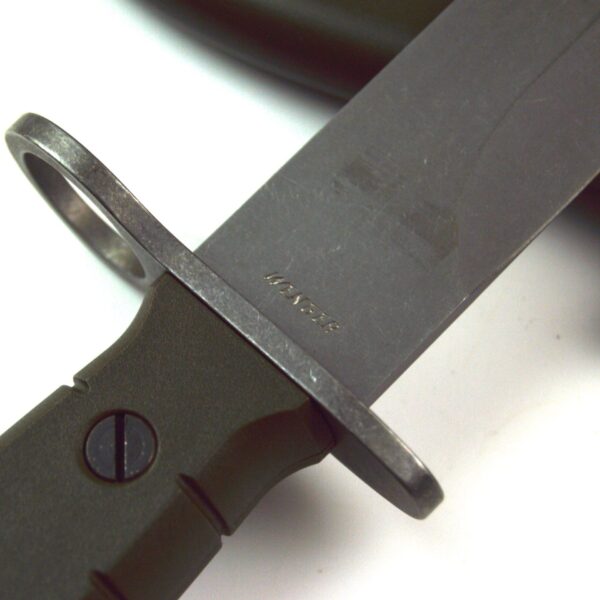 Swiss M1990 Stgw-90 Bayonet in Plastic Scabbard and Frog - Image 7