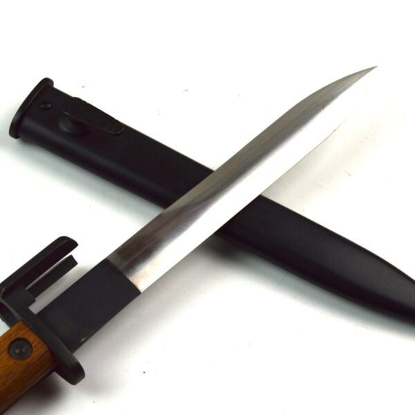 Belgian FAL (Type A) Bayonet with Wood Grips - Image 5