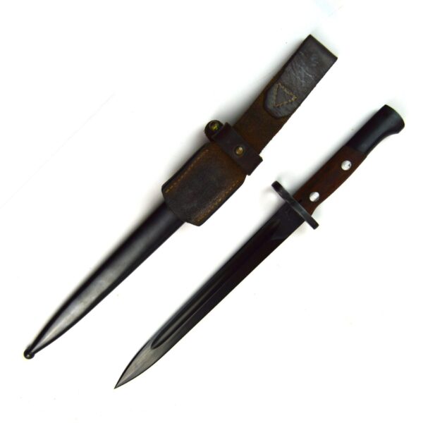 Yugoslavian M1948 Mauser Bayonet with Frog - Image 2