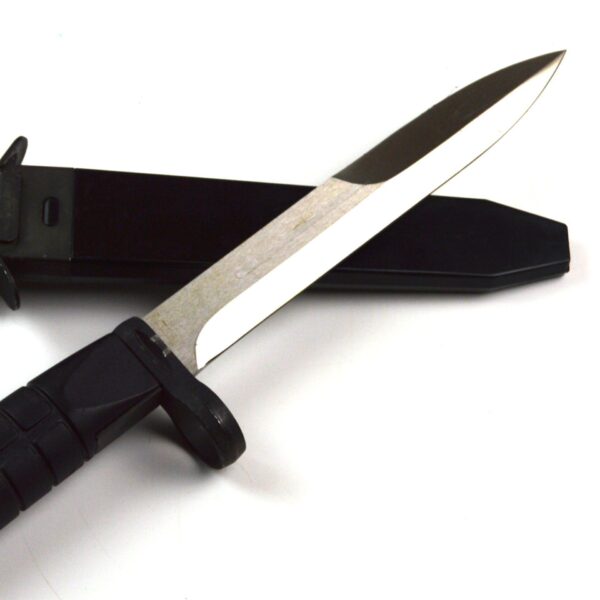 Swedish M1965 AK4 Bayonet by Eickhorn, Solingen - Image 5