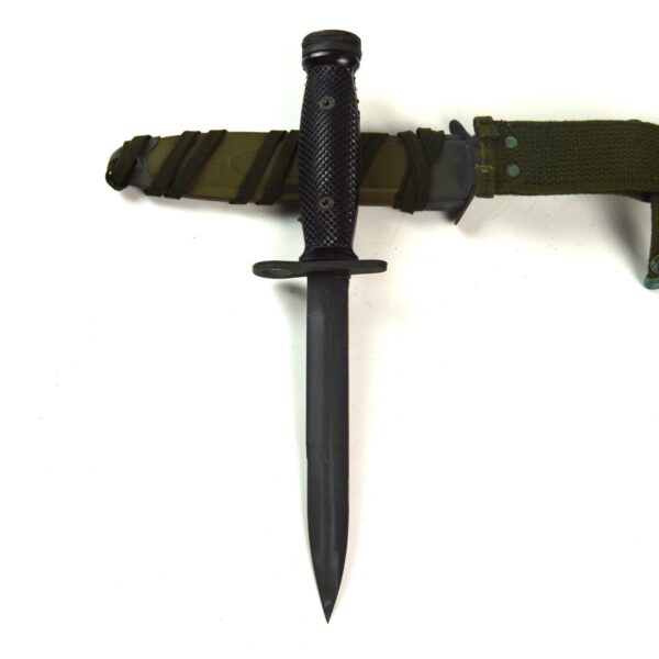 Vietnam War Era US M4 (2nd Pattern) Bayonet by Conetta in M8A1 Scabbard - Image 7