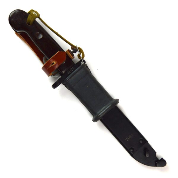 Russian AKM Type I Bayonet - Image 3