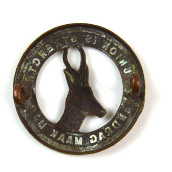 South African Union Defence Force General Service (1940-1945 Pattern) Bronze Cap Badge - Image 2