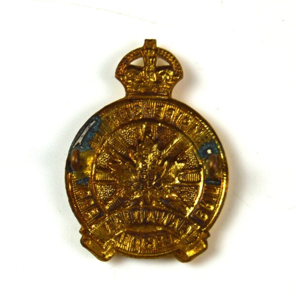 Canadian Legion of the British Empire Service League Cap Badge, Original, King's Crown - Image 2