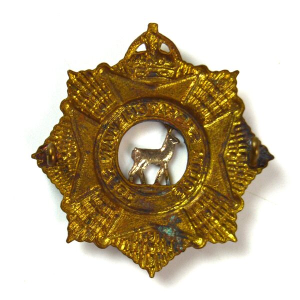 Canadian South Saskatchewan Regiment (1936-52 Pattern) Cap Badge, King's Crown - Image 2