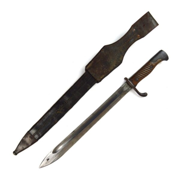 Imperial German Mauser SG 1898/05 a/A Butcher Bayonet in Leather Scabbard and Frog, Dated 1915 - Image 2
